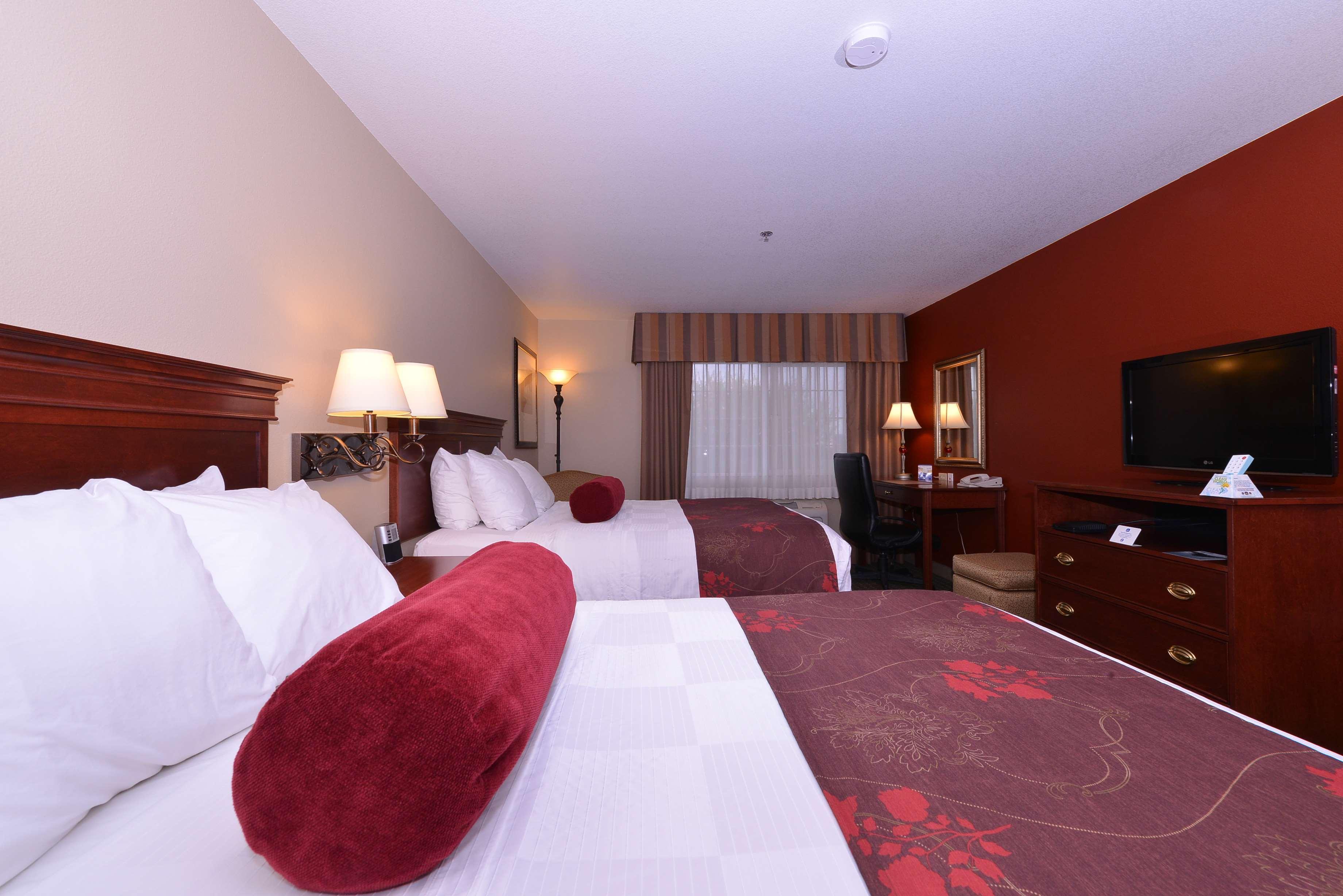 Best Western Plus Rama Inn Redmond Buitenkant foto