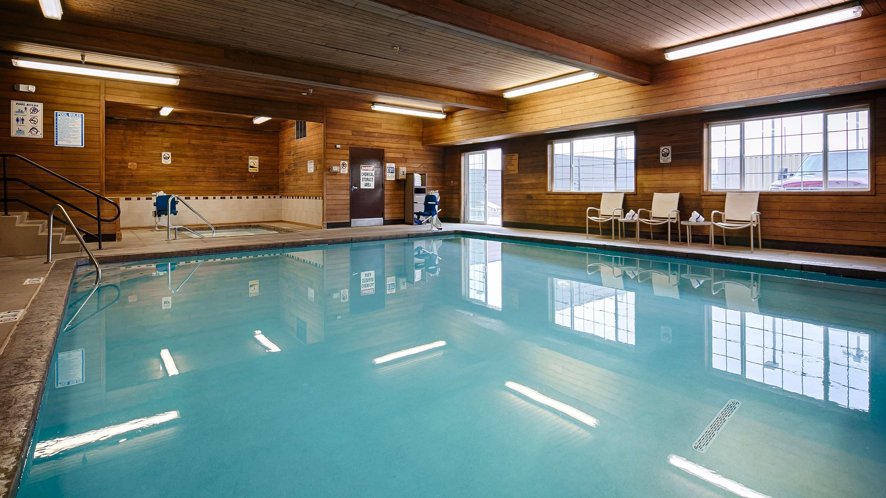 Best Western Plus Rama Inn Redmond Buitenkant foto