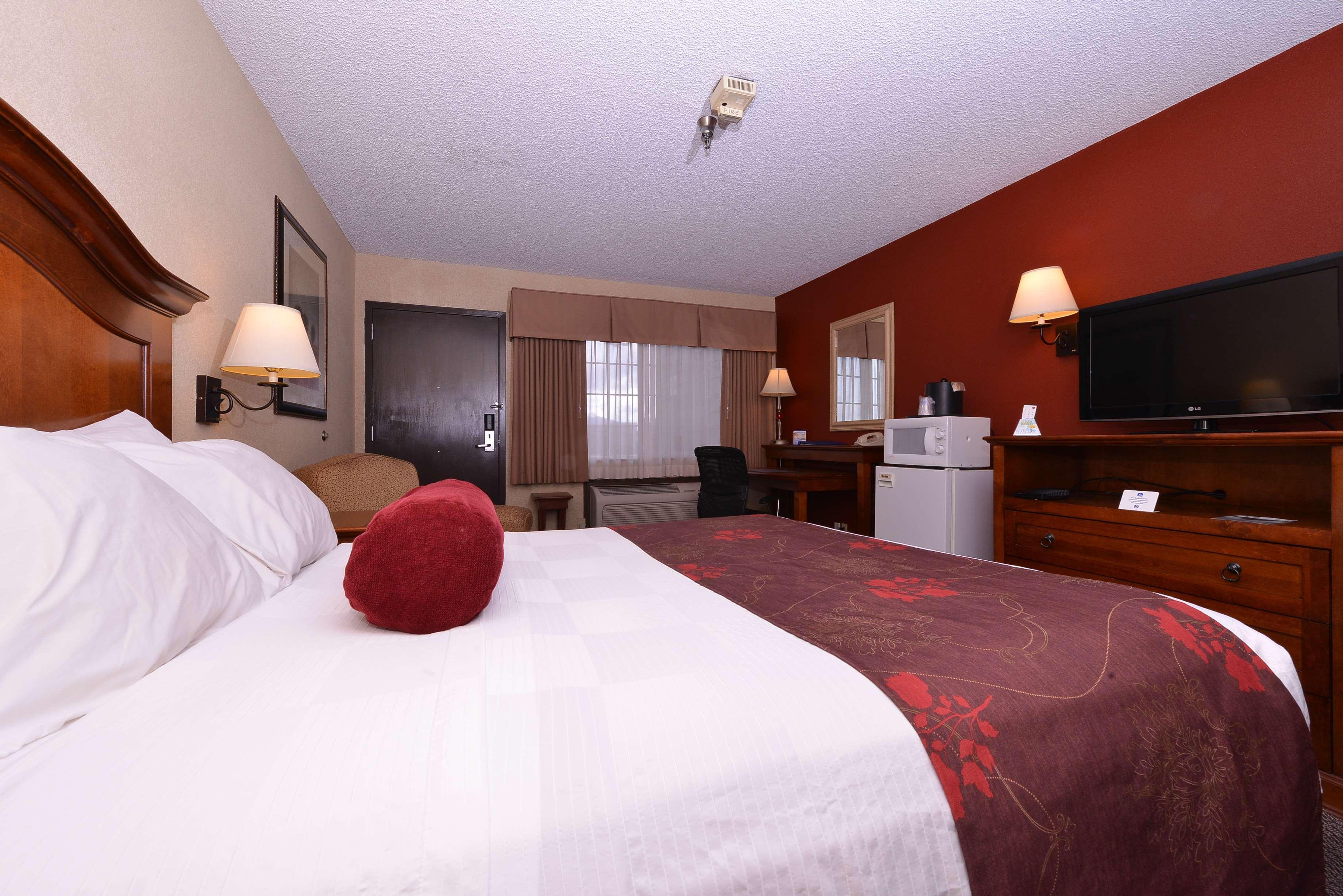 Best Western Plus Rama Inn Redmond Buitenkant foto
