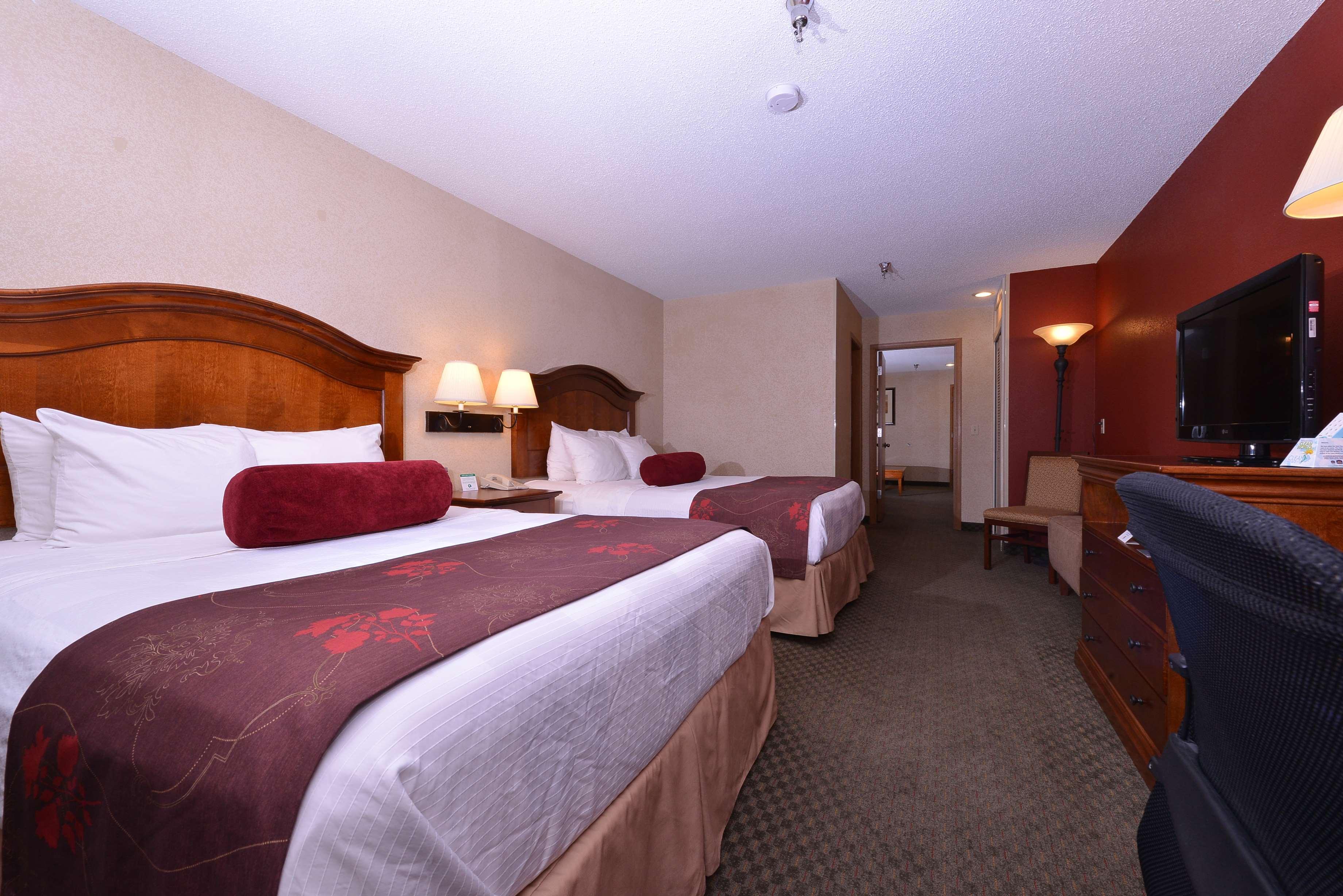 Best Western Plus Rama Inn Redmond Buitenkant foto