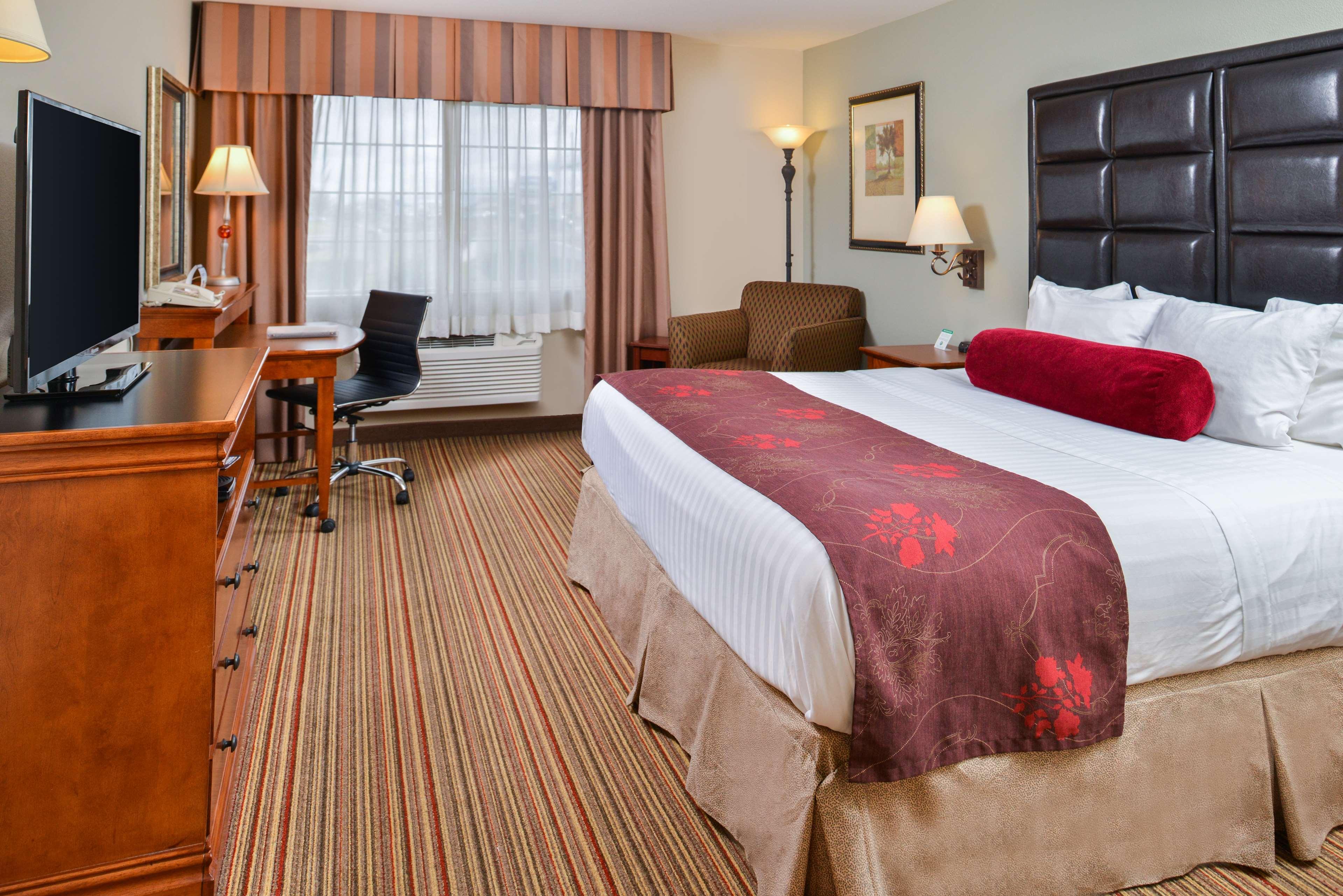Best Western Plus Rama Inn Redmond Buitenkant foto