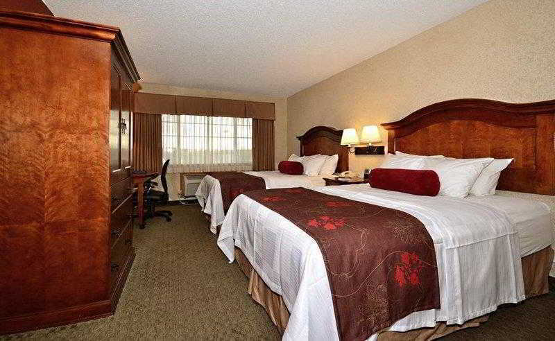 Best Western Plus Rama Inn Redmond Buitenkant foto