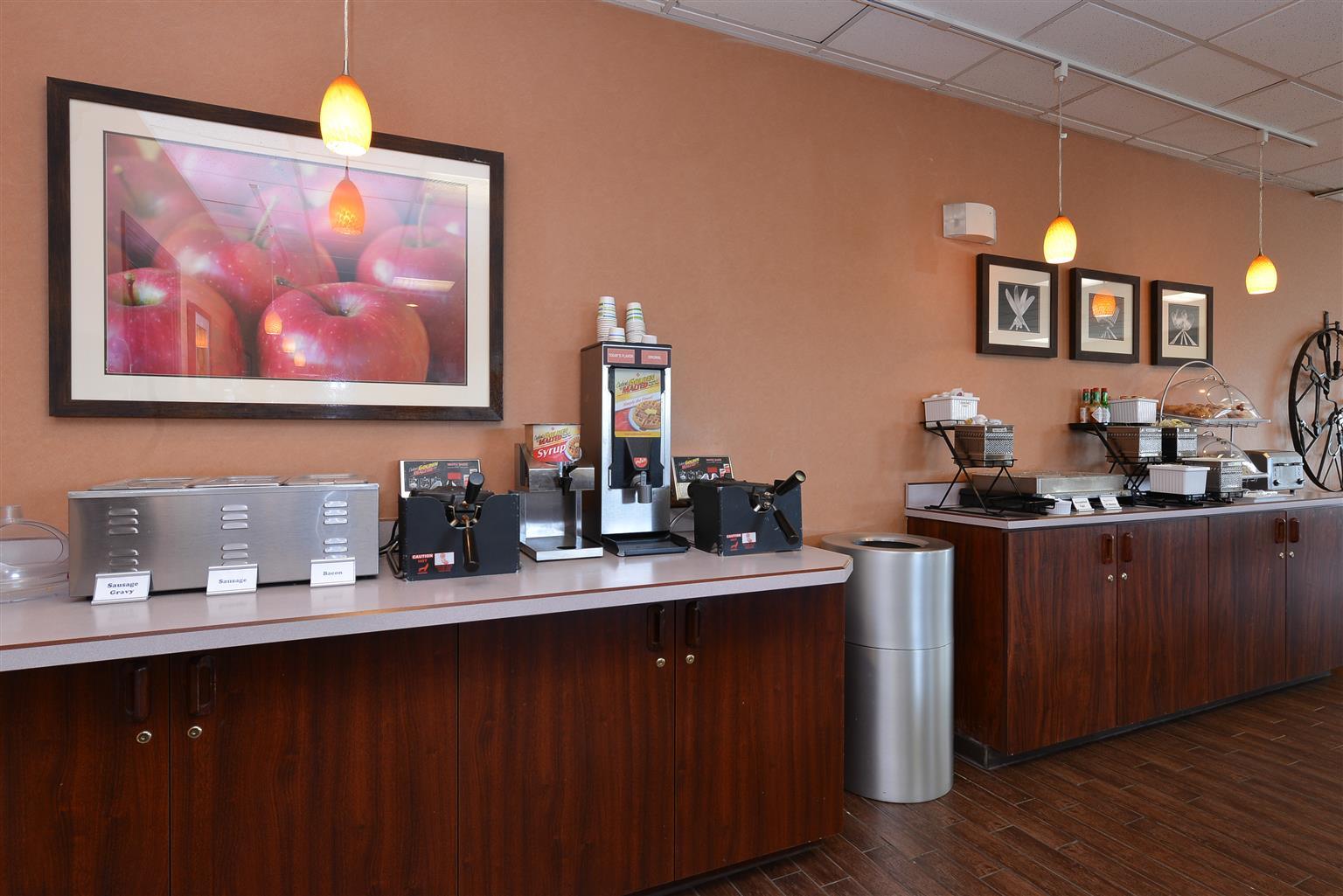 Best Western Plus Rama Inn Redmond Buitenkant foto
